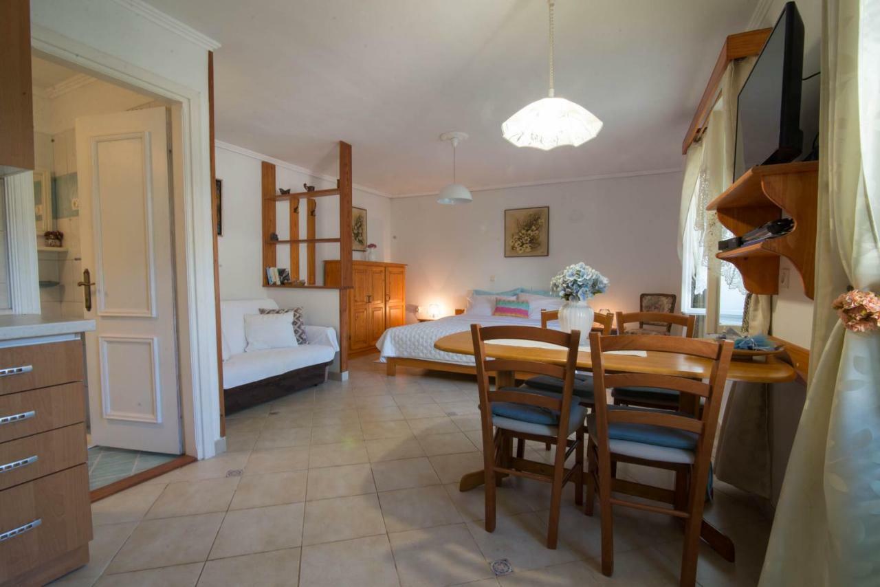 Roberto 2 Apartment Veli Losinj Exterior photo