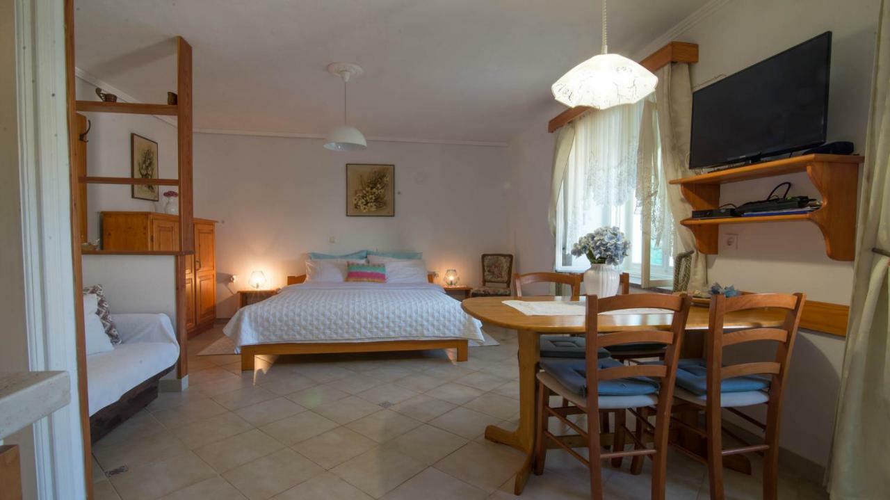 Roberto 2 Apartment Veli Losinj Exterior photo